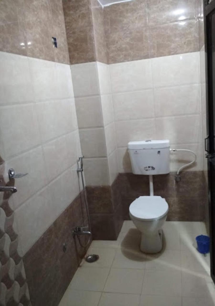 Liberty Guest House ורנאסי מראה חיצוני תמונה