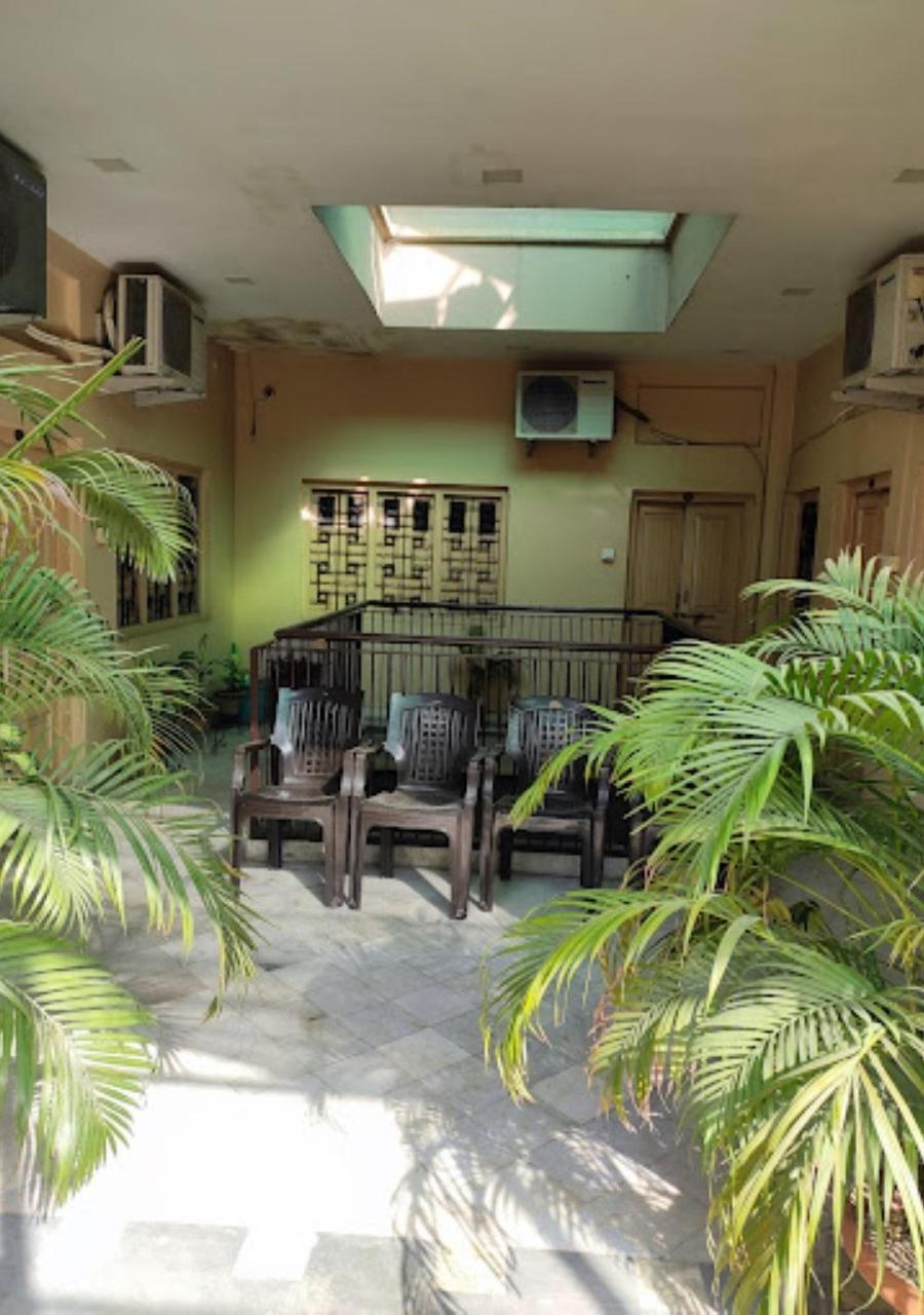 Liberty Guest House ורנאסי מראה חיצוני תמונה