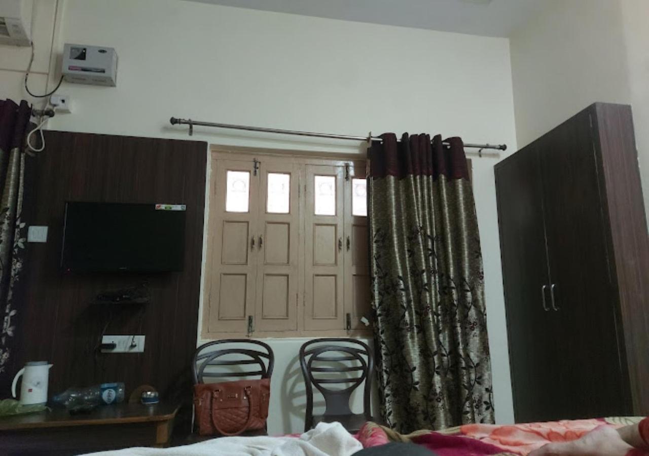 Liberty Guest House ורנאסי מראה חיצוני תמונה