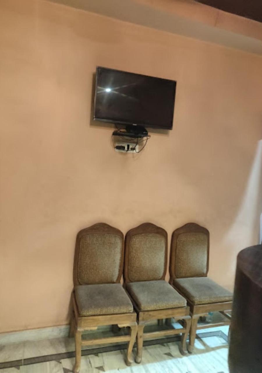 Liberty Guest House ורנאסי מראה חיצוני תמונה